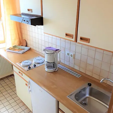 Апартаменты Gemuetliche Mit Grossem Garten Бад-Фюссинг
